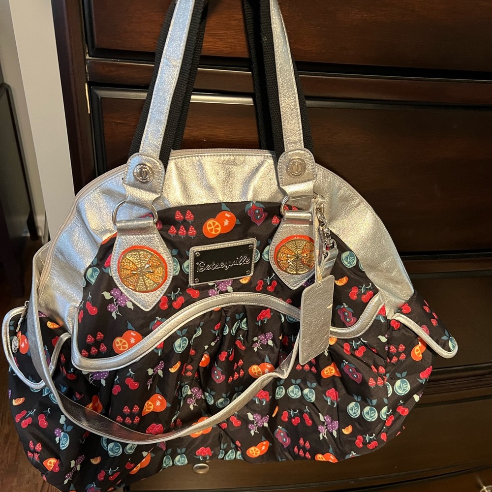 Absolutely adorable Betseyville nylon tote never worn.